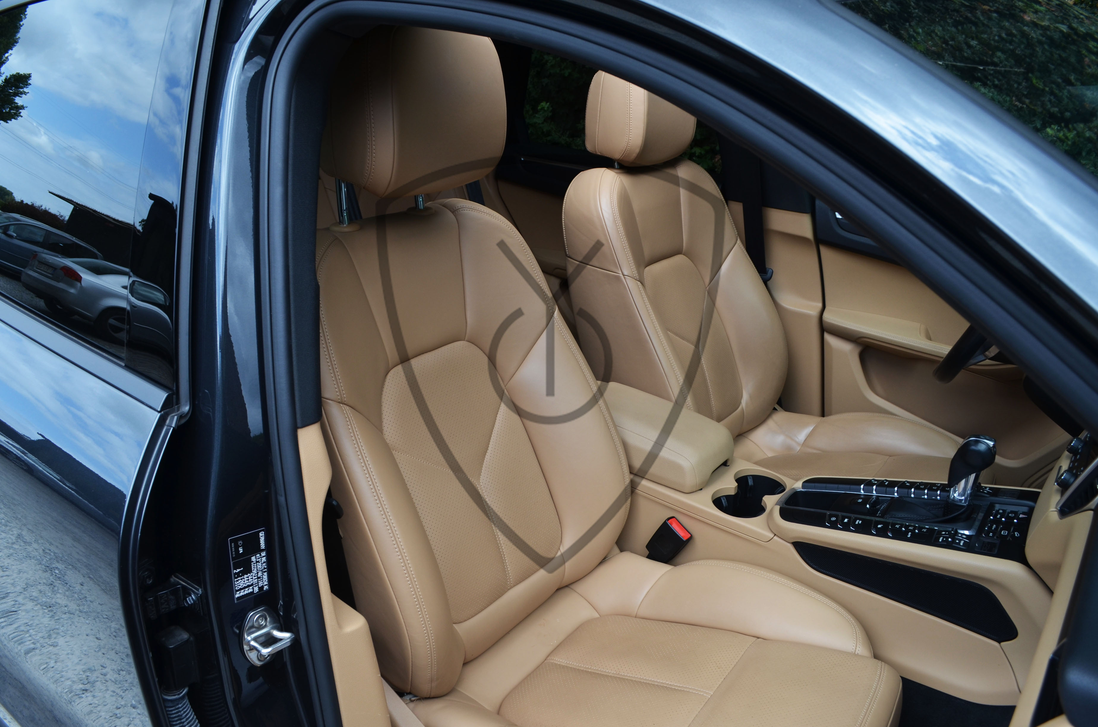 PORSCHE MACAN TURBO PDK — image 14